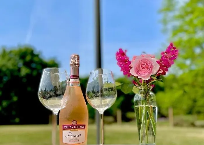 Le Figuier - 4 Bedroom Limalonges